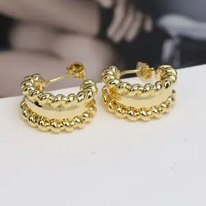 18mm bükülmüş kenarlı crocroants geniş Chucky Hoop küpe katı pirinç C şekli 18K altın kaplama küpe düz Minimalist takı