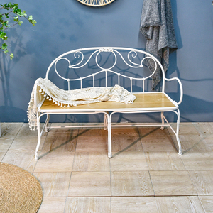 Chaise longue double en bois avec structure métallique blanche rustique, style européen, en promotion - Product Image 3