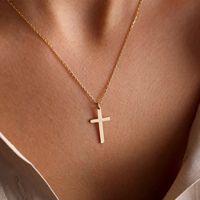Choix des influenceurs : Collier croix avec micro-pavé élégant, cadeau pour femme
