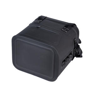 Bolsa Refrigerante para Exteriores, Capacidad para 12 Latas, Aislada con TPU, Impermeable, Portátil, para Camping, Color Negro Gris Sólido - Product Image 4