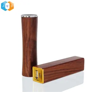 2020 bambou 2600mah Cadeau En Bois Carré/Rond 18650 Banque de puissance, Logo Personnalisé Portable 18650 Batterie Chargeur de Téléphone, Mini Banque De Puissance