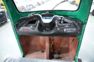 Tricycles électriques de style <span class=keywords><strong>Tuk</strong></span> <span class=keywords><strong>Tuk</strong></span> à vente chaude en usine, avec siège passager semi-fermé pour les trajets courts - Product Image 4