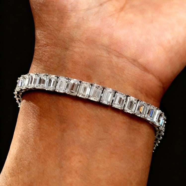 13.5ct diamond bracelet, 45 pcs, 16cm (0.30ct)