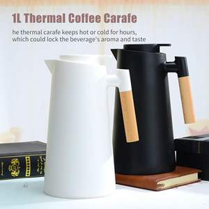 Carafe isotherme portable en plastique de 1,0 L, style arabe, avec intérieur en verre et poignée en bois, pour café et thé - Product Image 5