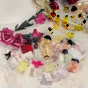 <span class=keywords><strong>Perfumes</strong></span> de Diseñador Franceses al por Mayor, Mini Perfume en Crema de 30 ml con Aroma Floral <span class=keywords><strong>para</strong></span> <span class=keywords><strong>Mujer</strong></span>, Aplicación Desodorante - Product Image 5