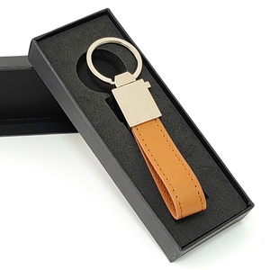 Vente en gros de meilleurs souvenirs, cadeaux personnalisés, porte-clés en métal gravé avec logo, porte-clés en cuir véritable coloré personnalisé - Product Image 3