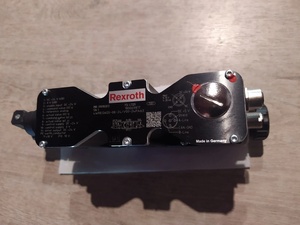 Original R901183072 4WREQ6Q5-08-2X/V00-24PA63 ตัวควบคุมทิศทางแบบสัดส่วน - Product Image 3