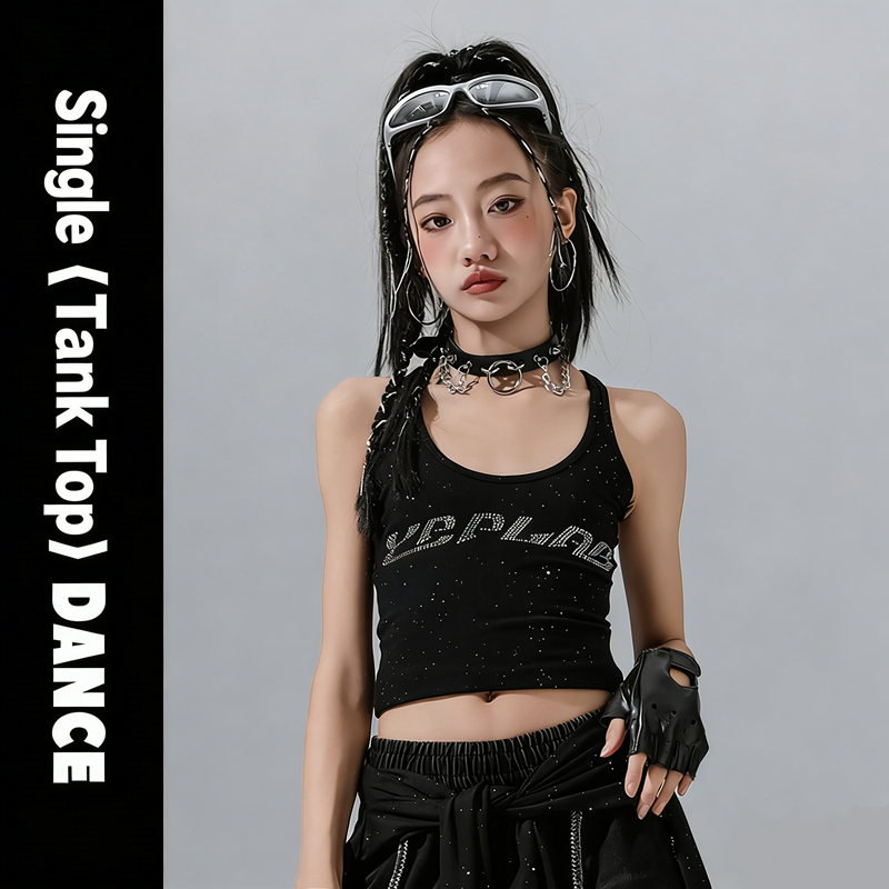 เสื้อกั๊กสีดำ