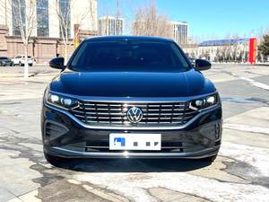 Volkswagen <span class=keywords><strong>P</strong></span>-assat 280TSI 1.4T d'<span class=keywords><strong>occasion</strong></span> 2024 - Berline Volkswagen certifiée d'<span class=keywords><strong>occasion</strong></span>, turbo à injection directe, état comme neuf - Product Image 2