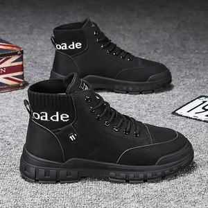 New Style Men Boots Men's Outdoor Boots Breathable Sneakers - Product Image 4