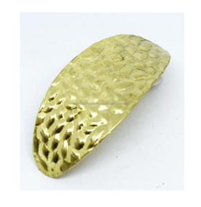 Nouveau Design de pinces à cheveux dorées antiques pour filles, Collection Exclusive de beaux accessoires de cheveux colorés brodés à la main - Product Image 1