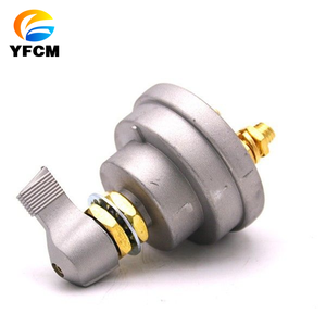 Graafmachineonderdelen voor <span class=keywords><strong>Hyundai</strong></span> <span class=keywords><strong>R60</strong></span>/80/225/215/305-7-9 Aan/uit-schakelaar en accubakschakelaar - Product Image 1