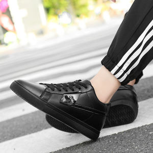 Zapatillas de cuero modernas para hombre con aumento de altura invisible, estilo coreano, diseño de puntera con efecto espejo, forro de malla cómodo, zapatos para estudiantes - Product Image 4