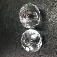 Vente en gros, accessoire de lumière d'hôtel ou de maison, boule de cristal à facettes claires avec trou de 40mm