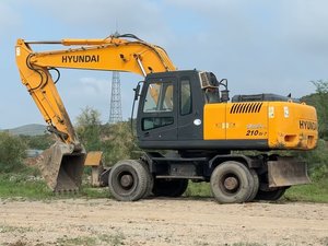 Excavatrice Hyundai 210W-7 d'occasion, excavatrice d'occasion en bon état, puissance élevée, machine de chantier - Product Image 3