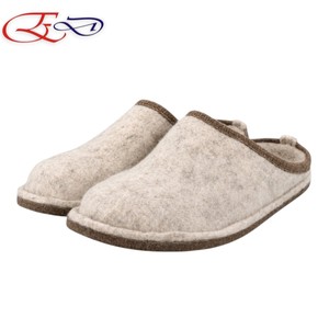 Wholesale Price Anti‑Slip Ladies' Felt House <b>Slippers</b>, Light Weight Soft Round Toe <b>Wool</b> Blend for Autumn Winter Bedroom Use - Product Image 1