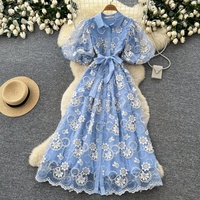 Robe longue décontractée pour femme, élégante, bleue, en dentelle brodée, coupe trapèze, manches bouffantes, avec ceinture, pour le quotidien et les soirées