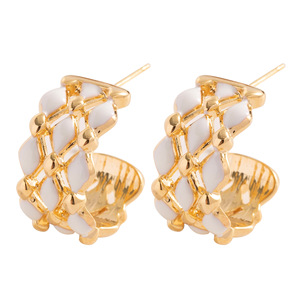 <span class=keywords><strong>Pendientes</strong></span> <span class=keywords><strong>de</strong></span> moda con esmalte, diseño hueco en forma <span class=keywords><strong>de</strong></span> C, <span class=keywords><strong>pendientes</strong></span> <span class=keywords><strong>de</strong></span> tuerca con letras, <span class=keywords><strong>pendientes</strong></span> <span class=keywords><strong>de</strong></span> alta gama para mujer, joyería fina - Product Image 5