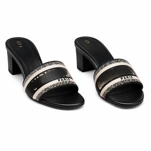 Sandalias de tacón ancho con ribete tejido para mujer, estilo mule, de punta abierta, elegantes e informales, tallas anchas, al por mayor - Product Image 1