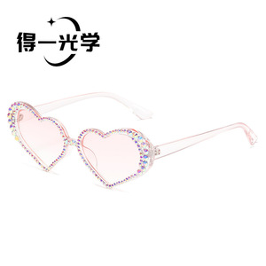<b>Heart</b>-Shaped <b>Sunglasses</b> <b>Black</b> Frame Pc Lens Uv400 Women Fashion - Product Image 4
