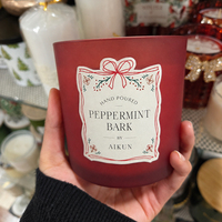 Bougie parfumée de Noël AIKUN en verre blanc givré à l'orange et à la cannelle avec étiquette imprimée pour offrir en cadeau