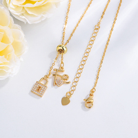 Collar de Lujo de Alta Gama Serie Océano para Mujer, Colgante de Estrella de Mar Dorada de Moda, Diseño Europeo Americano Transfronterizo en Forma de Corazón