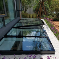 Fenêtre de toit moderne à cadre en aluminium, double vitrage trempé, lamellé-collé, pour jardin, avec persienne, sécurité intelligente et automatique