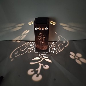 Solar Lawn <b>Light</b> <b>Led</b> Iron Stake Outdoor Garden Pathway Lighting Water Resistant With Flower Pattern Projection - Product Image 4