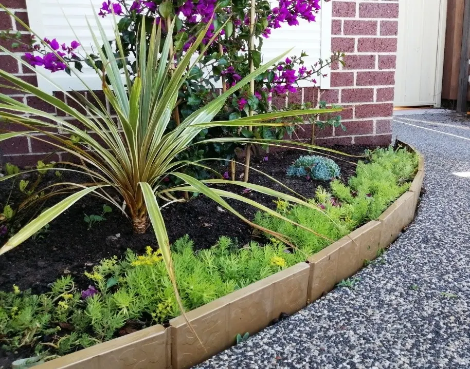 PATENTADO diy design inovador fácil instalar 10cmX3m comprimento metal jardim afiação tijolo padrão borda do gramado