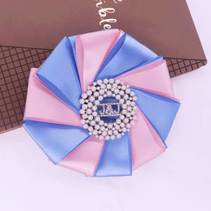 RTS美しいライトピンクブルーアクセント手作りポリエステルリボンJJパール装飾ジャックとジルソロリティブローチ - Product Image 4