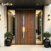 Porte d'entrée asymétrique moderne en acier à grain de bois, porte extérieure de sécurité en métal avec poignée intelligente personnalisée et éclairage intégré