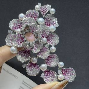 Broche de poitrine de luxe coréenne de style sophistiqué, camélia haut de gamme exquis pour costume féminin, motif d'eau douce - Product Image 5