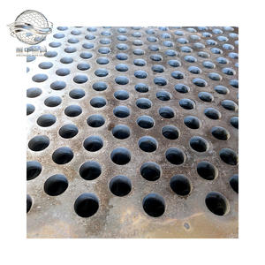 Maille d'écran robuste en <span class=keywords><strong>acier</strong></span> inoxydable Tamis polyvalents résistants à la corrosion Feuilles de tamis fins perforées avec service de soudage - Product Image 1