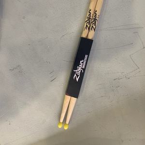 Juego <span class=keywords><strong>de</strong></span> Batería Completo <span class=keywords><strong>de</strong></span> Alta Calidad con Parches <span class=keywords><strong>de</strong></span> Nailon Coloridos y <span class=keywords><strong>Baquetas</strong></span> <span class=keywords><strong>de</strong></span> Arce Personalizadas 5A - Product Image 6