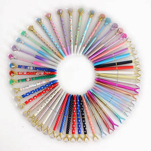 O & Q Creative 0,7mm Bolígrafos azules Diseño de logotipo deportivo de moda Gran Diamante de cristal Regalo DE <span class=keywords><strong>BODA</strong></span> Cuerpo de plástico - Product Image 5