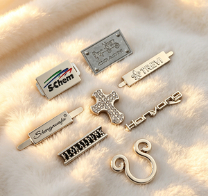 Etichette Metalliche Personalizzate con Finitura Lucida per Intimo, <span class=keywords><strong>Borse</strong></span> <span class=keywords><strong>e</strong></span> Decorazione di Gioielli <span class=keywords><strong>e</strong></span> Collane - Product Image 4