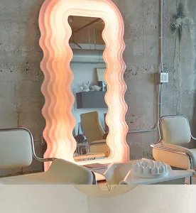 Phong Cách Châu Âu Vanity Tường Gương, LED Chiếu Sáng Gương Trang Điểm, Chiều Dài Cơ Thể Đầy Đủ, Ultrafragola