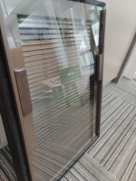 Fenêtre à persiennes verticales en aluminium moderne AS2047 avec isolation thermique, taille personnalisable, cadre en alliage d'aluminium