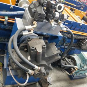 Máquina de fabricación de canales C de venta directa Maquinaria de correa de acero - Product Image 6