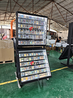 Vitrine moderne à LED simple face pour cartes à collectionner, avec étagères rotatives écologiques pour magasin TGC personnalisé, cartes de sport et de baseball classées