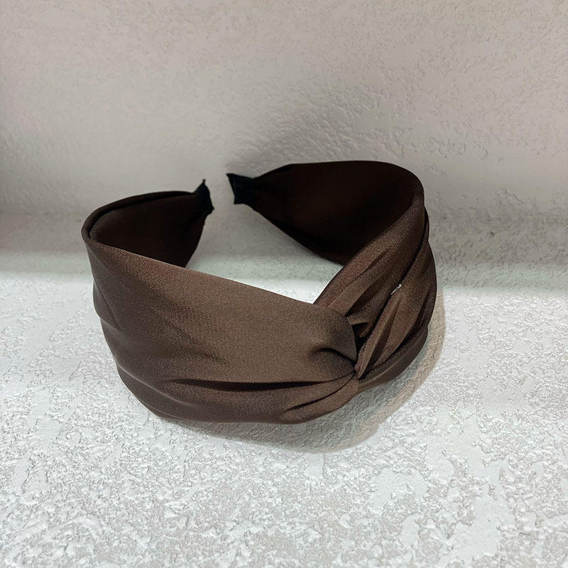 Couleur café foncé