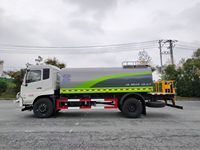 Camion pulvérisateur d'eau électrique pur, véhicule sanitaire à énergie nouvelle, camion-citerne électrique pour le nettoyage des routes, exportation