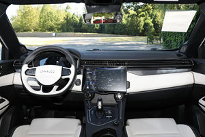 LYNK & CO 01 Em-P PHEV <span class=keywords><strong>2022</strong></span> Nouvelle voiture <span class=keywords><strong>hybride</strong></span> électrique à grande vitesse populaire Petite voiture fabriquée en Chine Voiture électrique à main gauche - Product Image 6