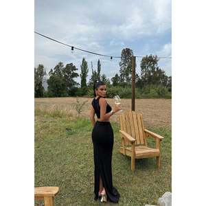 Ensemble de costume noir plissé pour femmes - Product Image 1