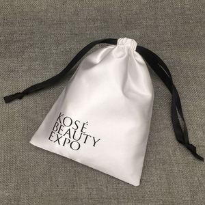Bolsas de Satén Personalizadas al por Mayor para Extensiones de Cabello y Pelucas, Bolsas con Cordón para Proteger del Polvo - Product Image 1