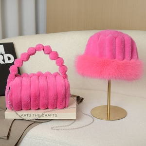 Wholesale Korean Style Plush Handbag Set <strong>Fluffy</strong> Faux Fur Shoulder <strong>Bag</strong> With Coordinated Hat for Women - Product Image 4
