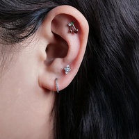 ASTM F136 G23 Titane Filetage Interne Top CZ Pave Cherry Flatback Labret Piercing Oreille Cartilage Helix Tragus Piercing Bijoux