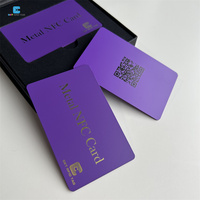 Cartes de membre en métal de carte en métal d'affaires de NFC pourpre en gros avec la puce Tag216 Tag215 de la fabrication de carte de CKT NFC