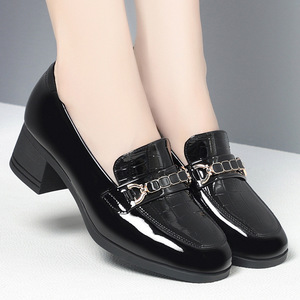Xuanhui Eleganti Mocassini <span class=keywords><strong>con</strong></span> <span class=keywords><strong>Tacco</strong></span> in Vernice <span class=keywords><strong>Bordeaux</strong></span> per Donne, <span class=keywords><strong>Tacco</strong></span> a Blocco 4.5cm, Punta Quadrata, <span class=keywords><strong>Scarpe</strong></span> da Ufficio e Cerimonia, Taglie 35-41 - Product Image 6