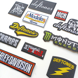Patches de Bordado em PVC Ecológico para Roupas, Patches Personalizados de Bandas Punk, Etiquetas Tecidas Personalizadas - Product Image 1